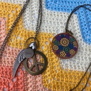 2 Long Necklaces - Peace & Love